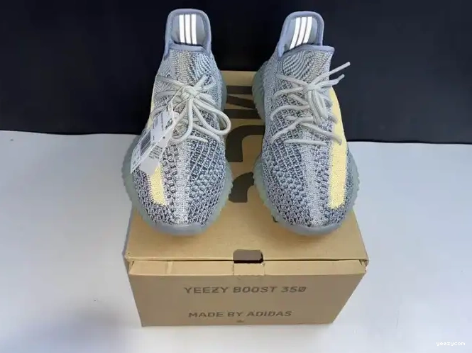 350 GY7657 Yeezy Boost Adidas Ash Blue V2 0602
